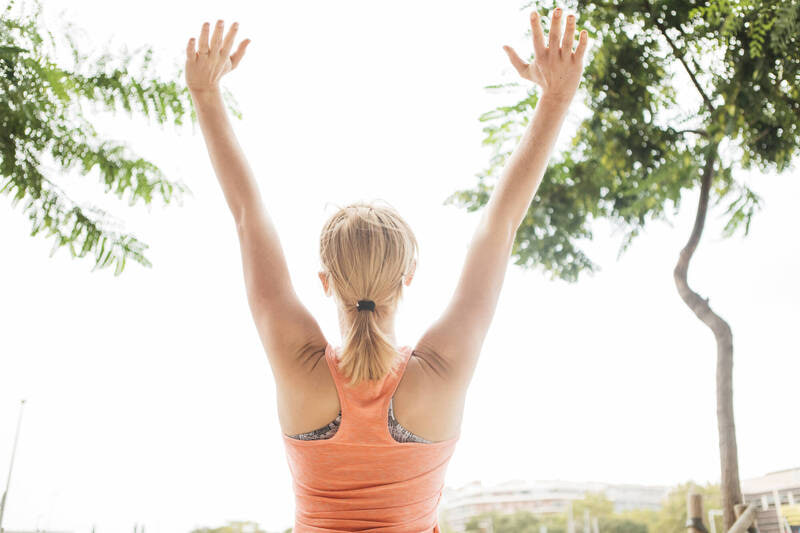 กลไกการซ่อมแซมภูมิคุ้มกัน: การตายของเซลล์ (Apoptosis) และการเพิ่มประสิทธิภาพการเผาผลาญ